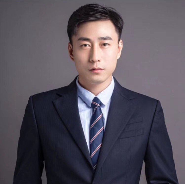 贺先秀灯光与摄影艺术负责人